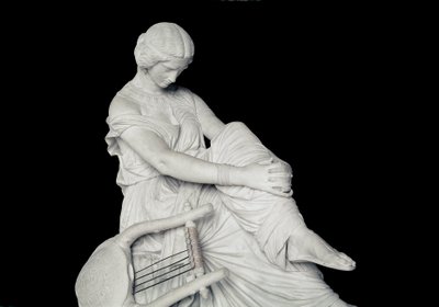 Sapho (lub Safona, VII wpne), grecki poeta starożytności. Marmurowa rzeźba Jamesa Pradiera (1790-1852) autorstwa James Pradier