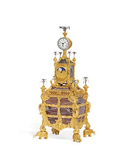 Zegar stołowy z czasomierzem muzycznym George III, ok. 1766 (ormolu, srebro i agat) (patrz także 1860) autorstwa James Cox