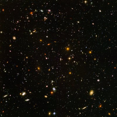 Ultragłębokie pole Hubble