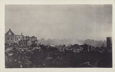 Następstwa wielkiego trzęsienia ziemi w Kanto, Japonia, 1923 r. autorstwa Japanese Photographer