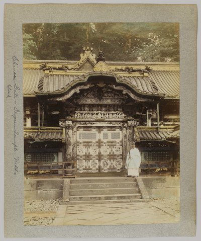 Chińska Brama, Tōshō-gū, Nikko, Japonia (ręcznie kolorowane czarno-białe zdjęcie) autorstwa Japanese Photographer