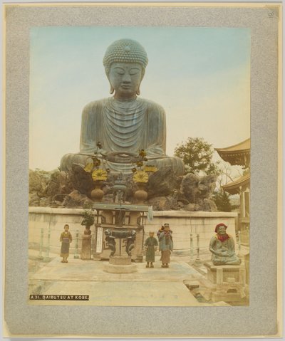 Daibutsu w Kobe, Japonia (ręcznie kolorowane czarno-białe zdjęcie) autorstwa Japanese Photographer