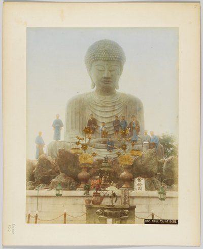 Daibutsu w Kobe, Japonia (ręcznie kolorowane czarno-białe zdjęcie) autorstwa Japanese Photographer