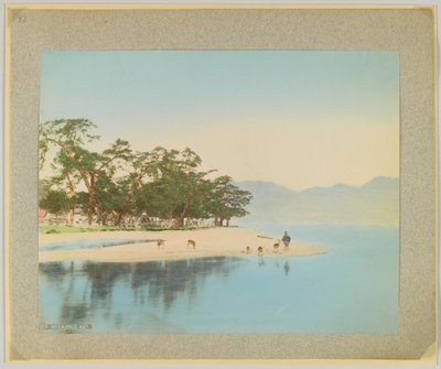 Miyajima, Japonia (ręcznie kolorowane czarno-białe zdjęcie) autorstwa Japanese Photographer