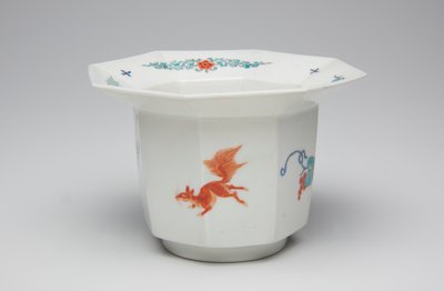 Filiżanka, koniec XVII-pocz. XVIII w. (Kakiemon, porcelana z emalią pokrytą glazurą) autorstwa Japanese School