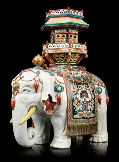 Słoń w stylu Kakiemon autorstwa Japanese School