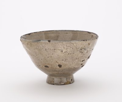 Miseczka do herbaty, ewentualnie naczynia Hagi, Miseczka do herbaty (chawan) autorstwa Japanese School