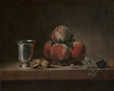 Martwa natura z brzoskwiniami, srebrnym kielichem, winogronami i orzechami włoskimi, ok. 1759-60 (olej na płótnie) autorstwa Jean Baptiste Simeon Chardin
