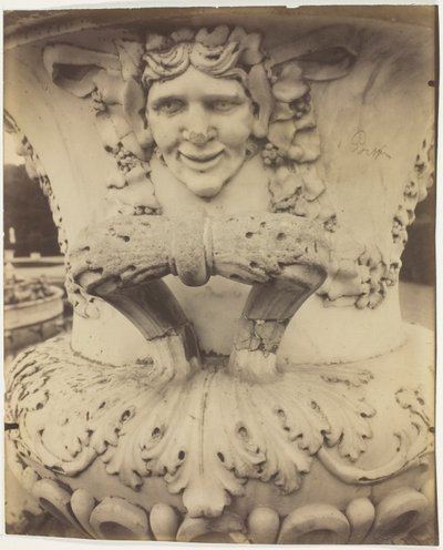 Wersal, wazon autorstwa Jean Eugène Auguste Atget
