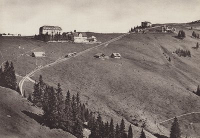Hotel Rigi Staffel, elektryczna Arth Rigi Bahn (zdjęcie czarno-białe) autorstwa Jean Gaberell
