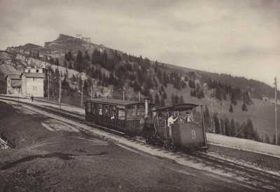 Vitznau Rigi Kulm, kolej zębata (zdjęcie czarno-białe) autorstwa Jean Gaberell