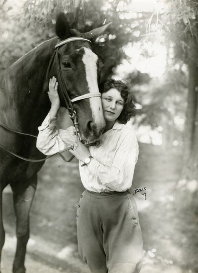 Judith Anderson, ok. 1917-24 (fotografia żelatynowa srebrna) autorstwa Jessie Tarbox Beals