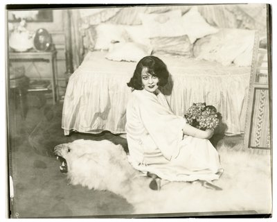 Lenore Ulric, ok. 1915-28 (fotografia żelatynowa srebrna) autorstwa Jessie Tarbox Beals
