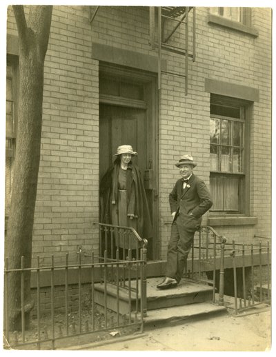 Pan Llewelyn Powys, autor i jego żona, ok. 1905-40 (zdjęcie żelatynowo-srebrowe) autorstwa Jessie Tarbox Beals
