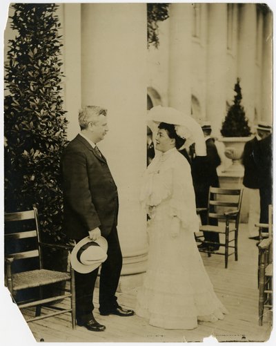 Pani Norman Mack, gubernator Odell, St Louis Exposition 1903 autorstwa Jessie Tarbox Beals