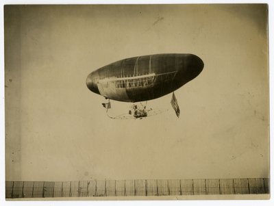 Sterowiec „Ville de St Mande” autorstwa Jessie Tarbox Beals