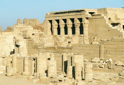 Egipt, Dandara (Dendera), Świątynia Hathor autorstwa Walter Charles Mills
