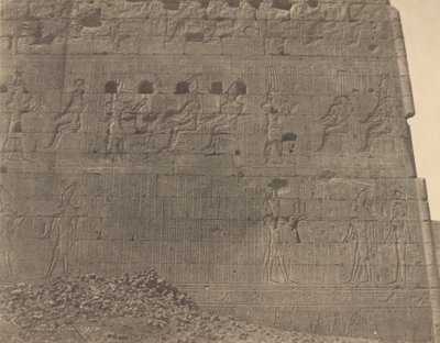 Edfu-Rzeźby i napisy na orientalnej twarzy, 1854. autorstwa John Beasley Greene