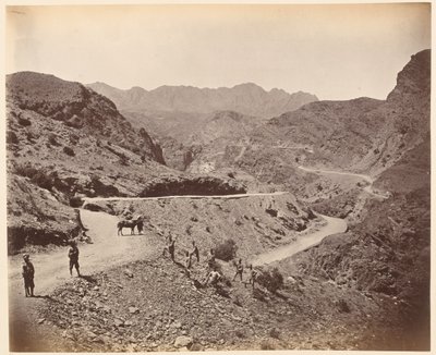 Przełęcz Landi Kotal pokazująca drogę wybudowaną przez saperów i górników z własnego Madrasu królowej, 1878 ok. autorstwa John Burke