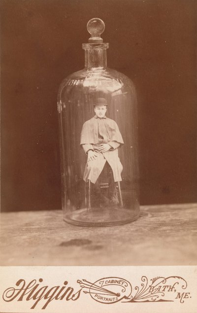 Mężczyzna w butelce, ca. 1888. autorstwa John C. Higgins