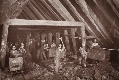 412, kopalnia Dolcoath, ilustracja z „Mongst mines and miners, czyli Underground Scenes by Flash-Light” J.C. Burrowsa i Williama Thomasa, pub. 1893 (zdjęcie w sepii) autorstwa John Charles Burrow