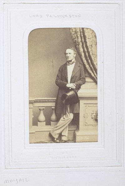 Lord Palmerston autorstwa John Jabez Edwin Mayall