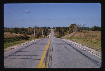 Autostrada 6, na zachód od Adel, Iowa, USA autorstwa John Margolies