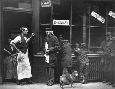 Dom skazańców, z „Street Life in London”, J. Thomson i Adolphe Smith autorstwa John Thomson