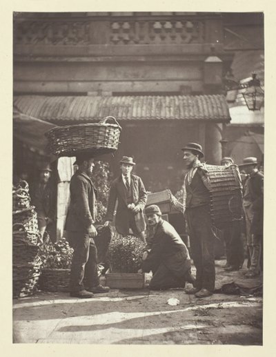 Robotnicy z Covent Garden, 1881. autorstwa John Thomson