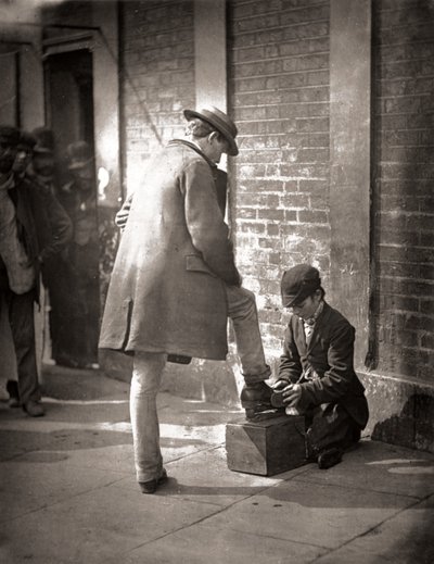 Niezależna czerń buta, z „Street Life in London”, autorstwa J. Thomsona i Adolphe