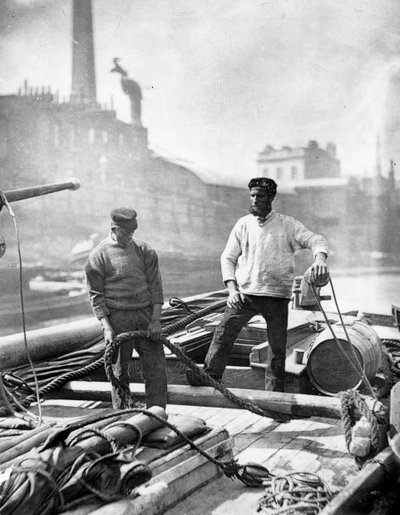 Robotnicy na "cichej autostradzie", 1877-78 autorstwa John Thomson