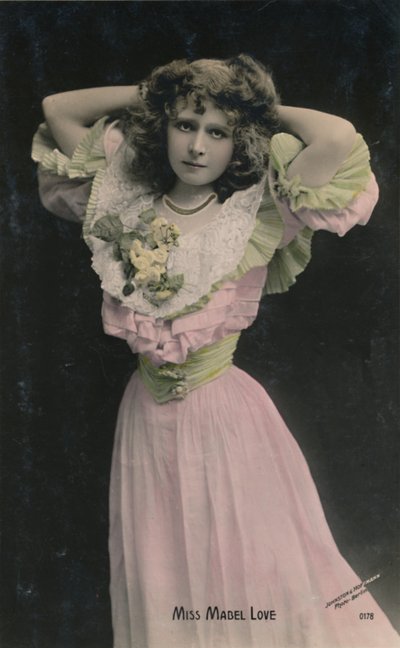 „Panna Mabel Love”, 1874-1953, c1930 autorstwa Johnston and Hoffmann
