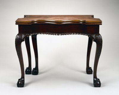 Stół karciany autorstwa Jonathon  Pearsee