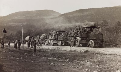 Album "Moja wojna światowa - wspomnienia Frontu Południowo-Zachodniego w Karyntii, Włochy, Trentino-Alto Adige) 31.03.1915-12.11.1918 - Josef Zohles Wiedeń": pojazdy wojskowe w Hermag autorstwa Josef Zohles