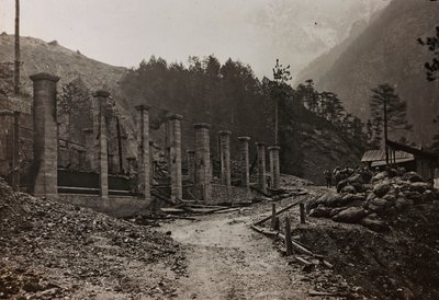 Album "Moja wojna światowa - wspomnienia Frontu Południowo-Zachodniego w Karyntii, Włochy, Trentino-Alto Adige) 31.03.1915-12.11.1918 - Wiedeń Josefa Zohlego": gruz (zdjęcie czarno-białe) autorstwa Josef Zohles