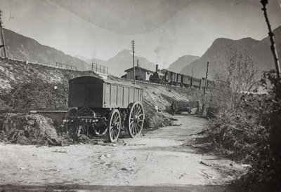 Album "Moja wojna światowa - wspomnienia Frontu Południowo-Zachodniego w Karyntii, Włochy, Trentino-Górna Adyga) 31.03.1915-12.11.1918 - Josef Zohles Wien": kolej Tolmezzo (b/w foto) autorstwa Josef Zohles