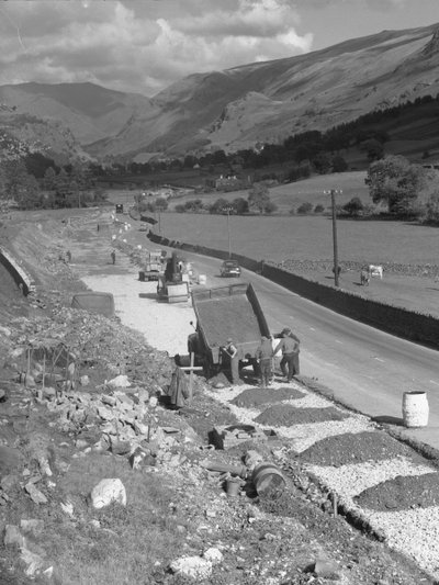 Budowa dróg w pobliżu Thirlmere autorstwa Joseph Hardman