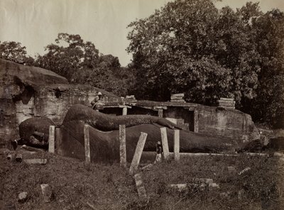 Paranirvana a Budda, Gall Vihara, Polonnaruwa, Cejlon, 1870-1871. autorstwa Joseph Lawton