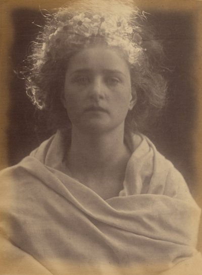 Aurora, bogini poranka, studium Emily Peacock autorstwa Julia Margaret Cameron