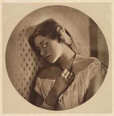 Ellen Terry, w wieku szesnastu lat autorstwa Julia Margaret Cameron