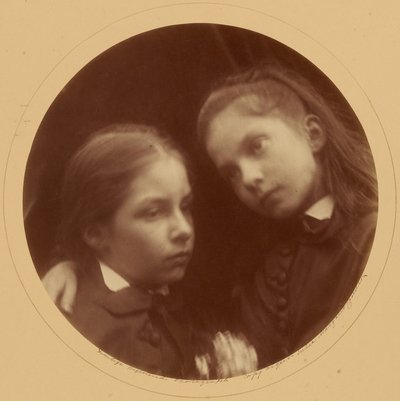 [Margaret i Adeline Norman] autorstwa Julia Margaret Cameron