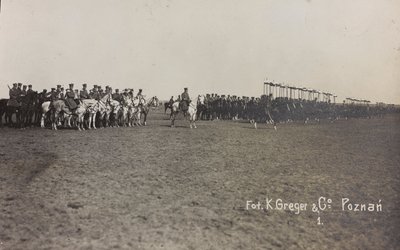 Album " Jack Bosio - kampania wojenna 1917-1920 ": Misja wojskowa w Polsce (Warszawa - Poznań) marzec-kwiecień 1919, bateria konna w Poznaniu (Poznań), 03.04.1919 (zdjęcie czarno-białe) autorstwa K. Greger