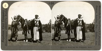 Szejk i jego ochroniarz, Syria, 1900. autorstwa Keystone View Company