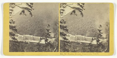 Profile House, Franconia Notch, 185575. Twórcy: Kilburn Brothers, BW Kilburn. autorstwa Kilburn Brothers, BW Kilburn