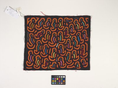 Panel koszuli (Mola) (zdjęcie) autorstwa Kuna Indian Culture