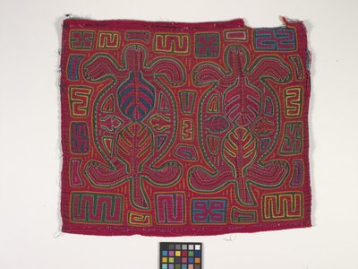 Panel koszuli (Mola) (zdjęcie) autorstwa Kuna Indian Culture