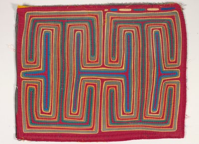 Panel koszuli (mola), ok. 1950 r. (bawełna z aplikacjami) autorstwa Kuna Indian Culture