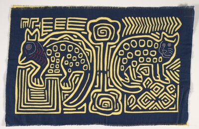 Panel koszuli (mola), ok. 1950 r. (bawełna z aplikacjami) autorstwa Kuna Indian Culture
