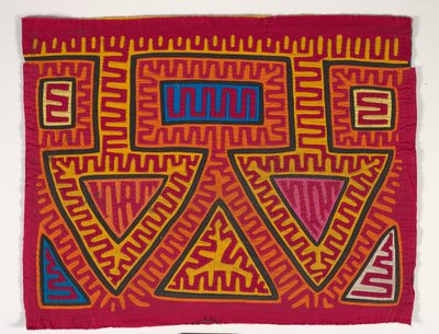 Panel koszuli (mola), ok. 1950 r. (bawełna z aplikacjami) autorstwa Kuna Indian Culture