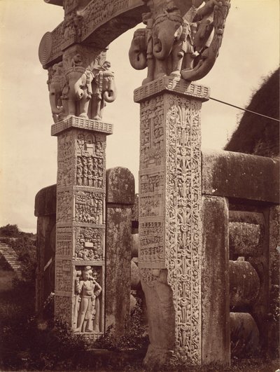 Filar Bramy Północnej od zachodu, Sanchi autorstwa Lala Deen Dayal